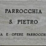 S. Pietro, Ingresso Chiostro e Giardino Storico. Epigrafe Identificativa Casa Parrocchiale