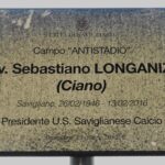 Stadio Comunale O. Morino, Insegna Dedicazione Antistadio “Sebastiano Longanizzi”